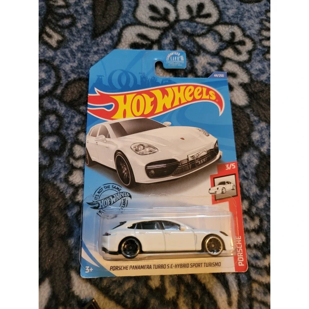 Porsche Design 📦 description